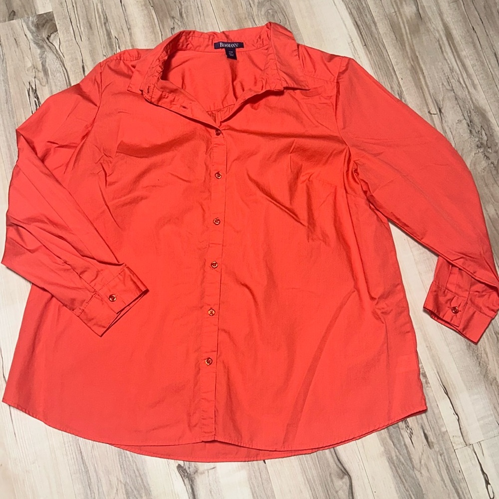 Roaman’s button-down top size 22W